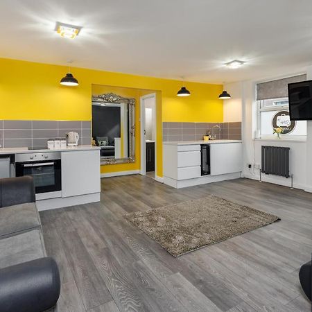 Snuggle Cove Apartments By Bella Vita Stays Liverpool Buitenkant foto