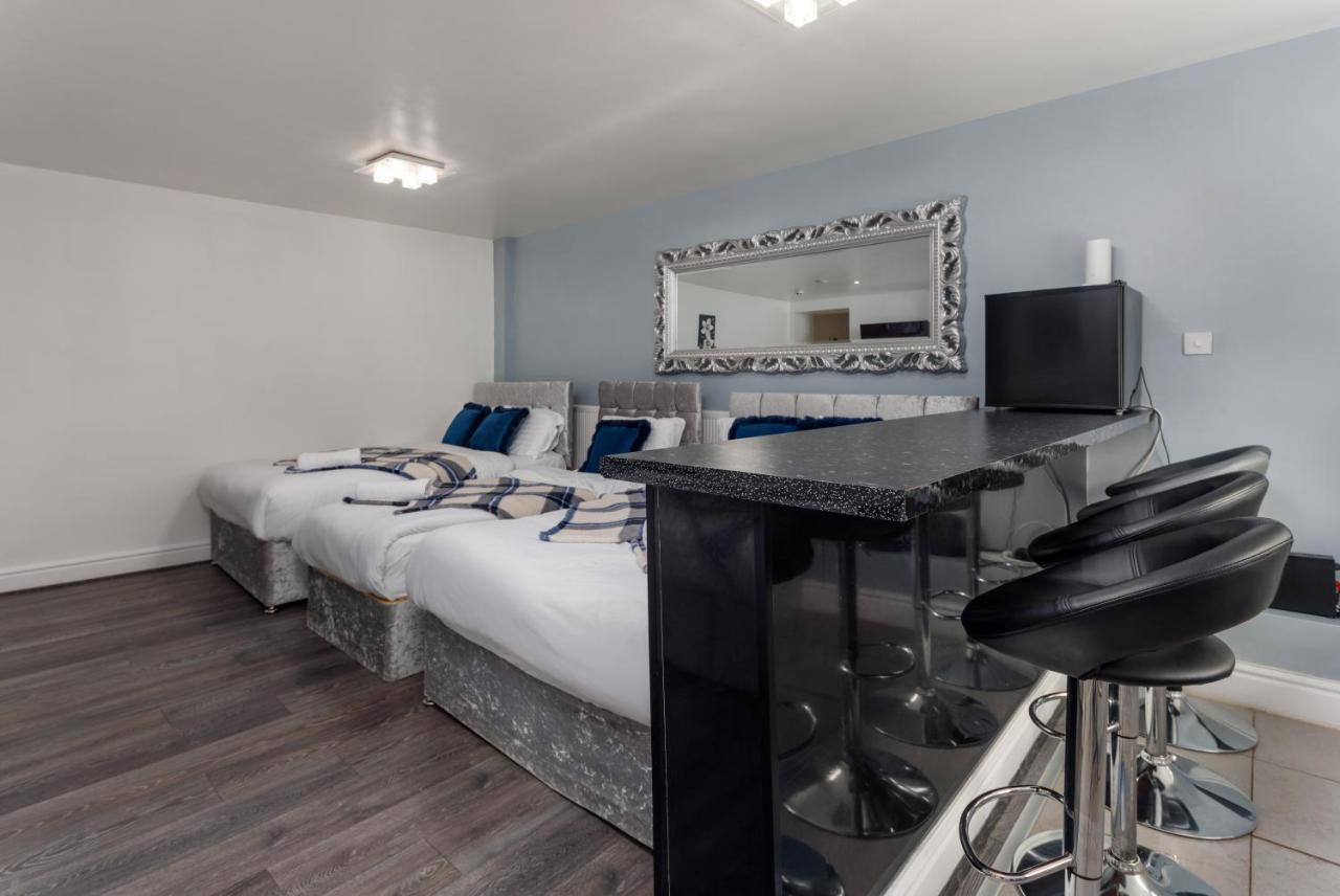 Snuggle Cove Apartments By Bella Vita Stays Liverpool Buitenkant foto