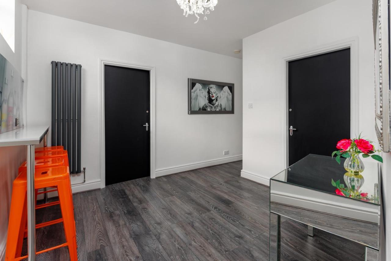 Snuggle Cove Apartments By Bella Vita Stays Liverpool Buitenkant foto