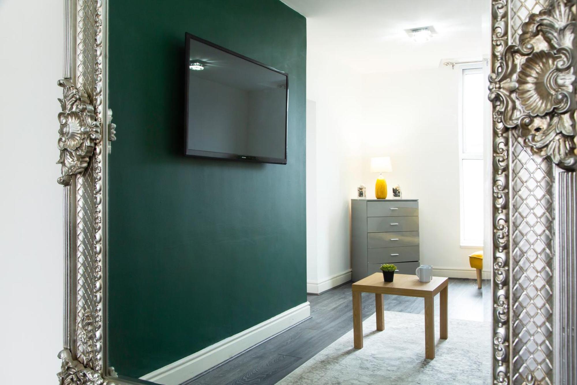 Snuggle Cove Apartments By Bella Vita Stays Liverpool Buitenkant foto