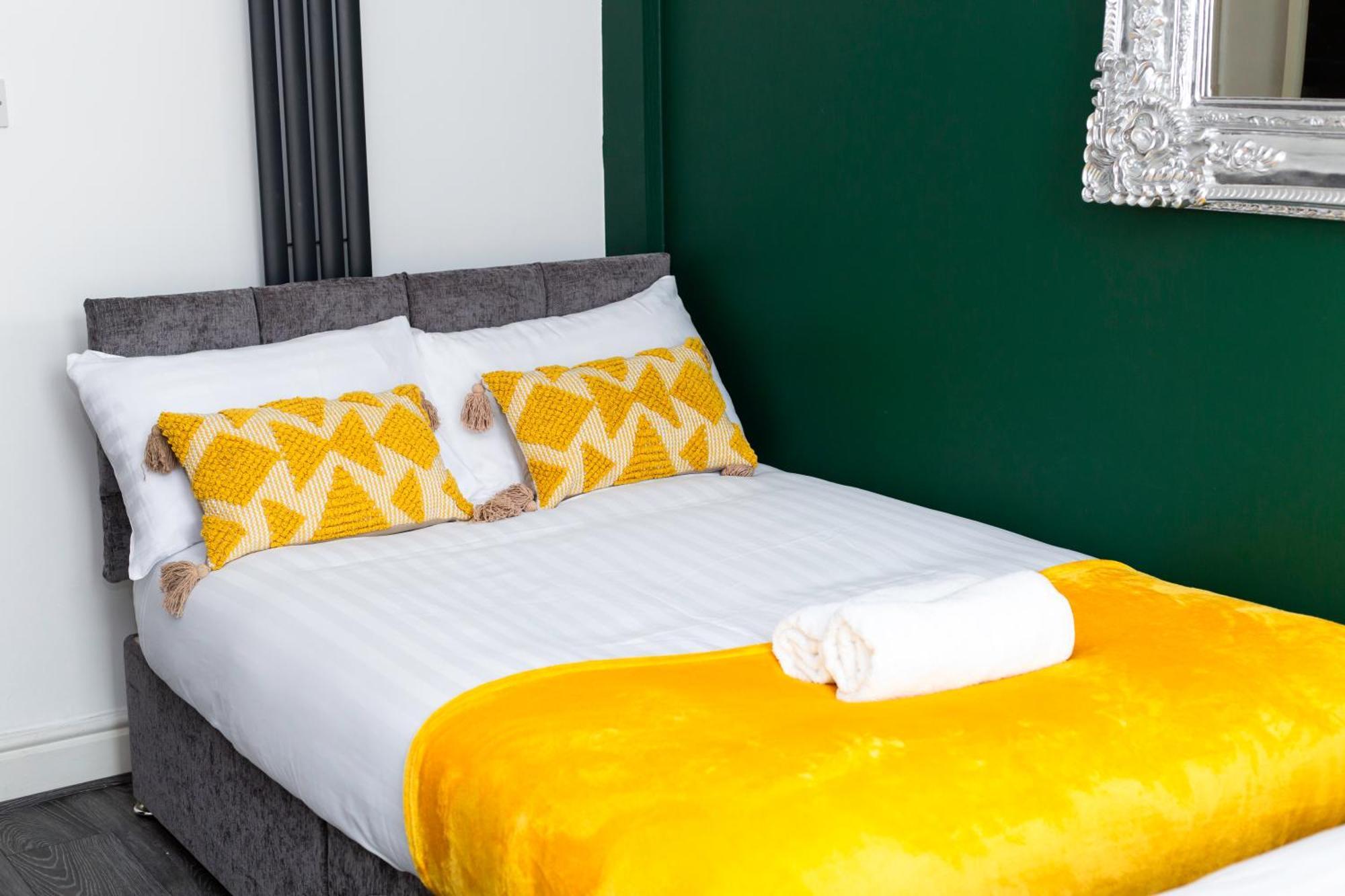 Snuggle Cove Apartments By Bella Vita Stays Liverpool Buitenkant foto