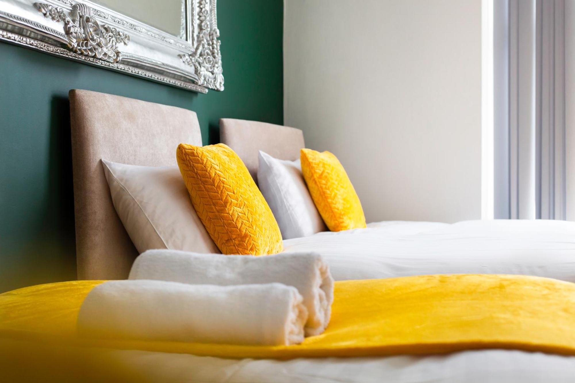 Snuggle Cove Apartments By Bella Vita Stays Liverpool Buitenkant foto