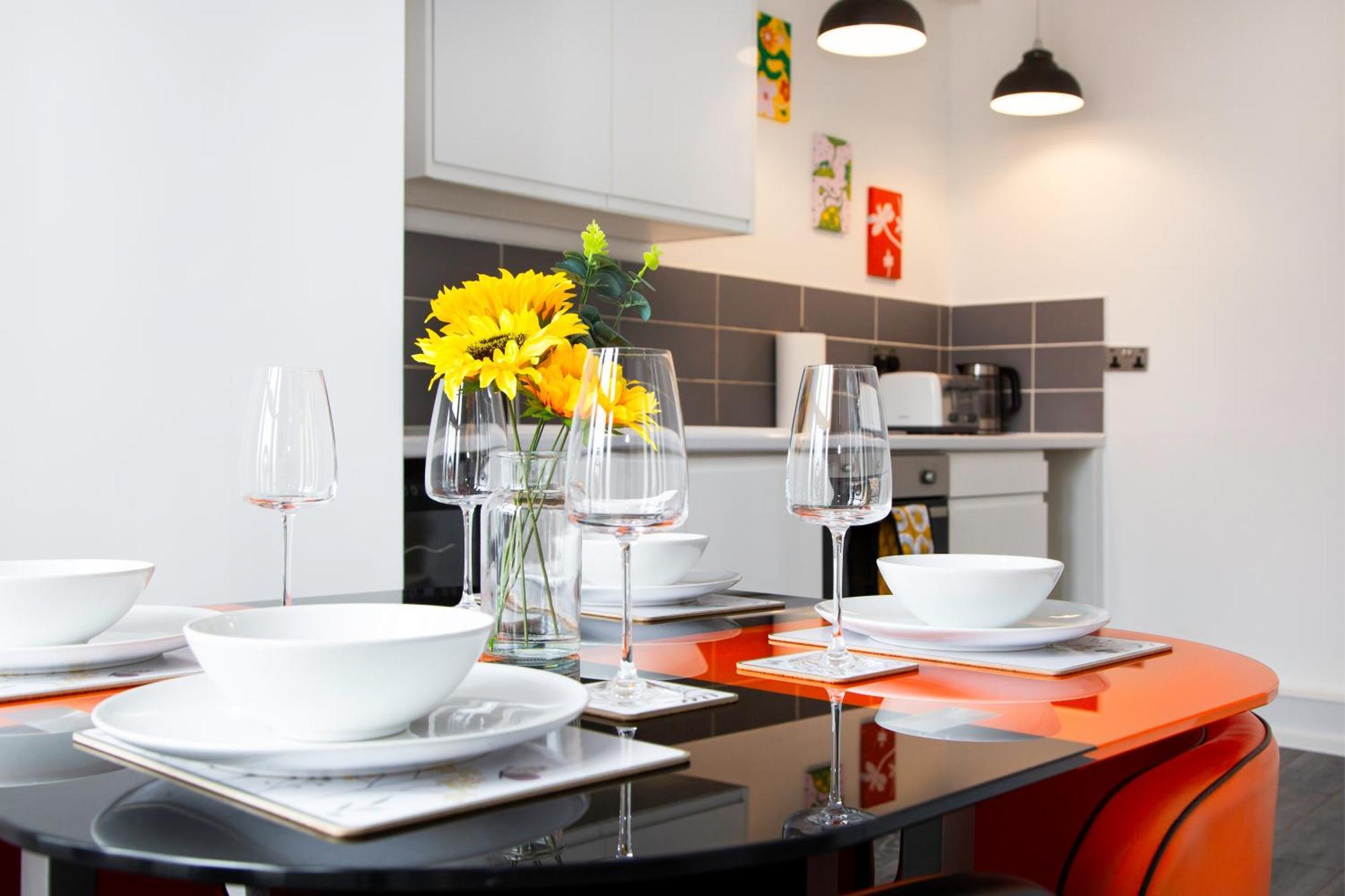 Snuggle Cove Apartments By Bella Vita Stays Liverpool Buitenkant foto